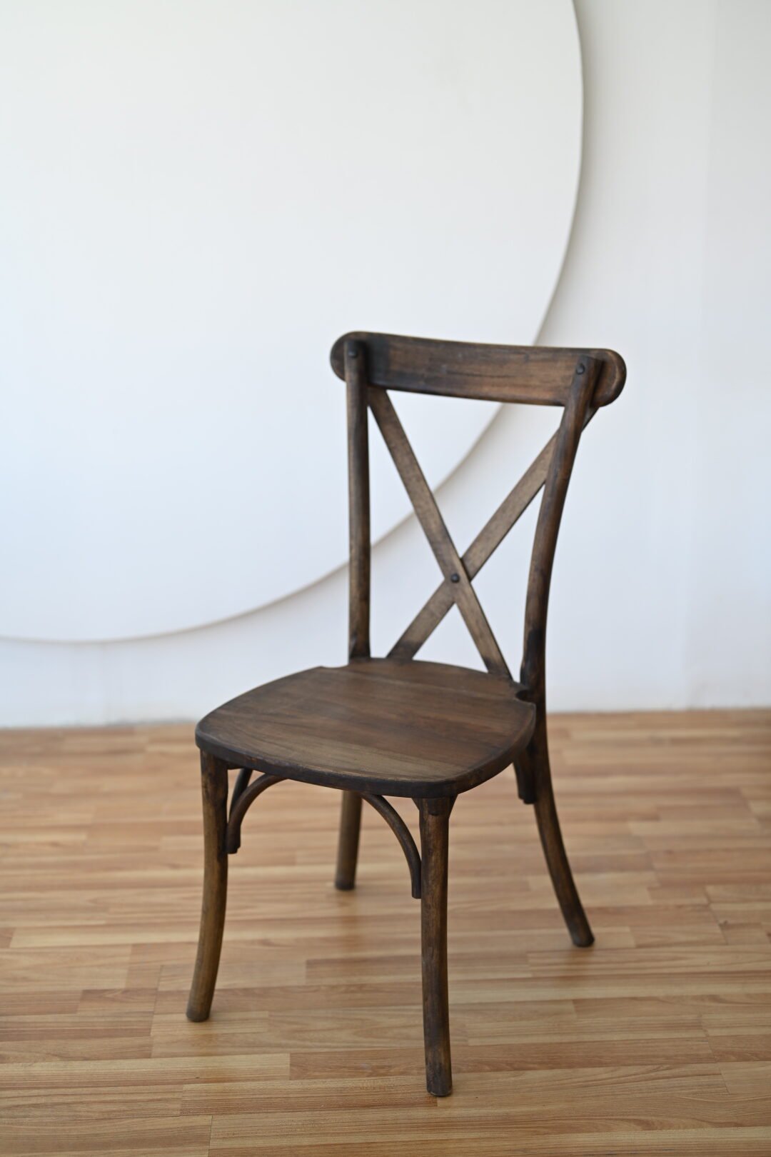 crossbacck chair