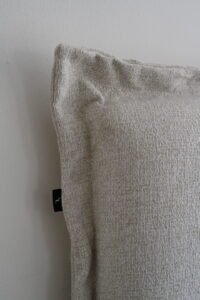 chenille beige