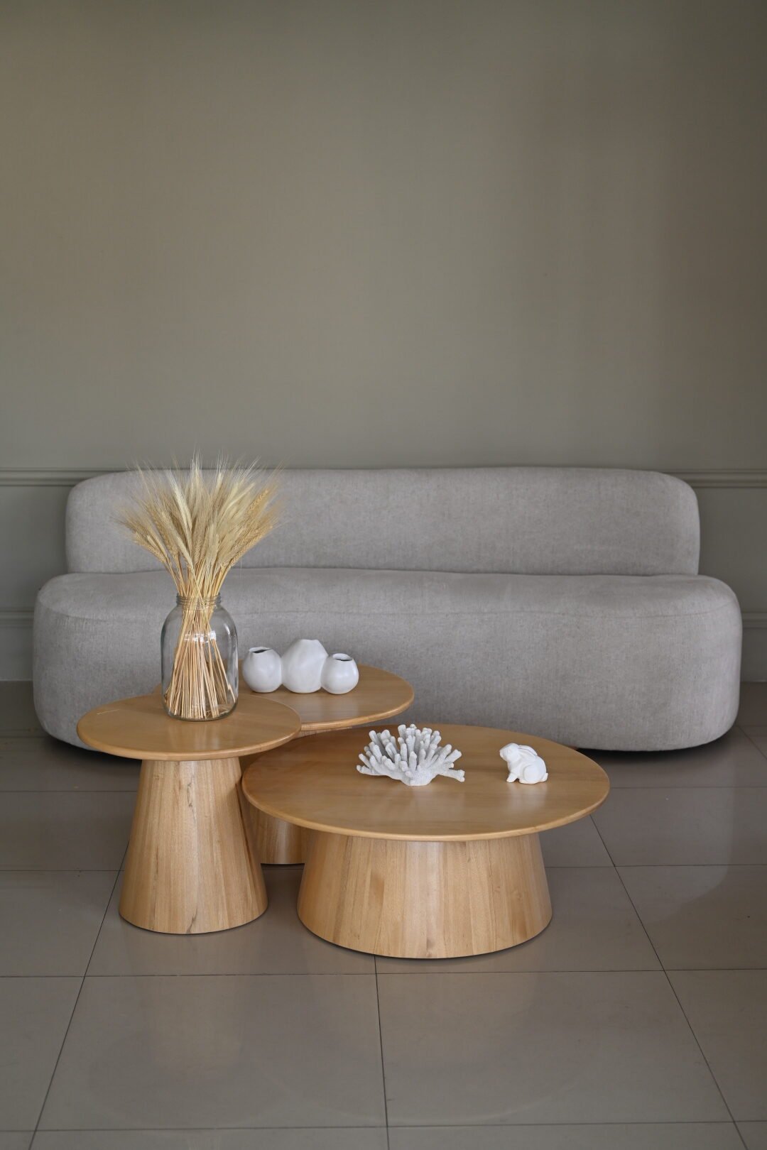 mesas lea + Spiro sofa