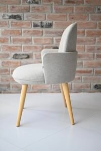 AGNES CHAIR